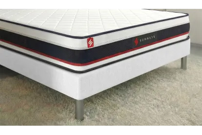 Pack lit complet 200x200 cm - Matelas + Sommier Noir noir (en kit) + 2 oreillers + Couette - Form